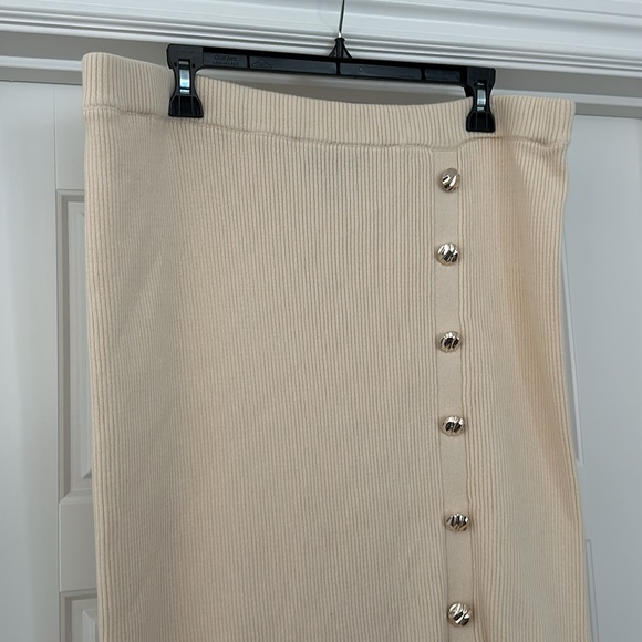 Eloquii Maxi Sweater Skirt With Button Down Placket - Picture 6 of 8